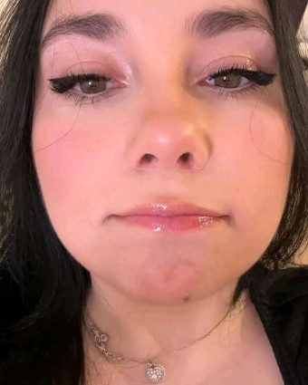 Sono disponibile per un incontro sessuale