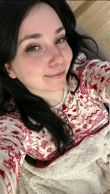 Sono disponibile per un incontro sessuale